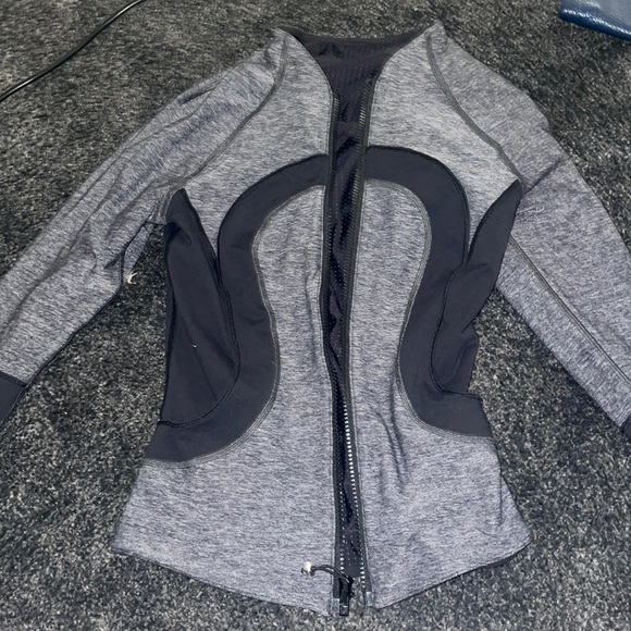 Lululemon reversible zip up - Picture 1 of 2
